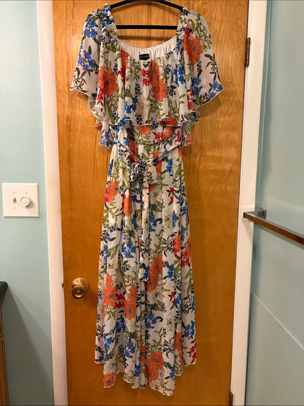 Kate & Lily, 12 Floral Ruffle Maxi Dress in Cream with Coral & Blue Flowers NWOT